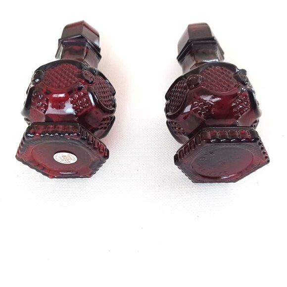 Vintage Avon Cape Cod Ruby Glass Salt and Pepper Shakers 1978 - Picture 6 of 6